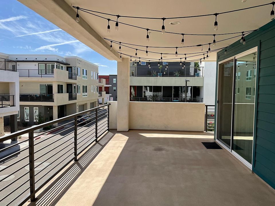 2nd Floor Balcony