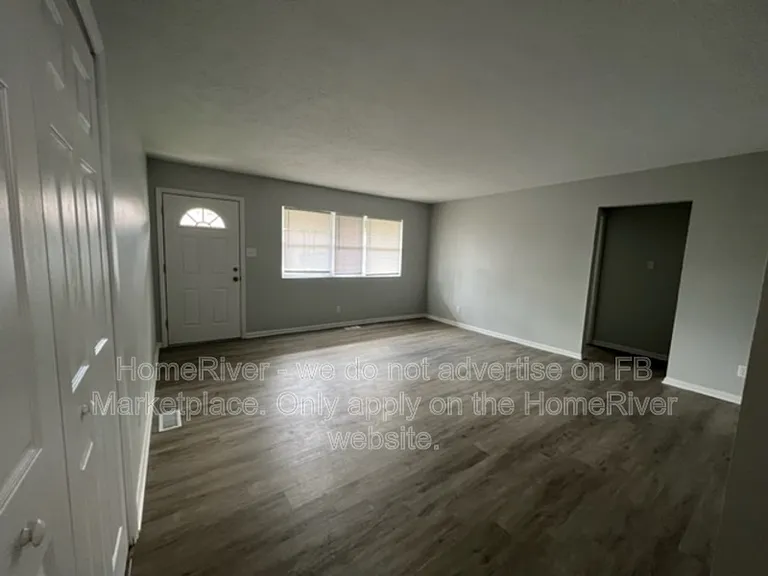 809 Spring Valley Dr — Photo 9