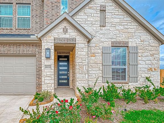 3rd image of 18134 Grand Villa Ln