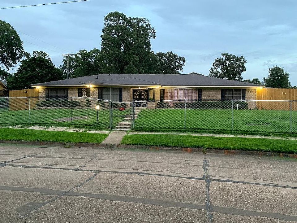 1st image of 4014 Potomac Ave