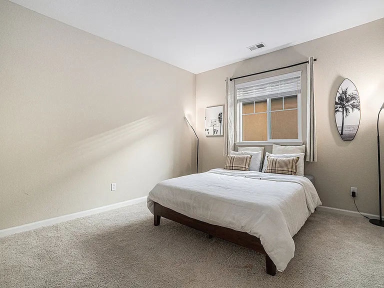 208 Littleton St — Photo 27