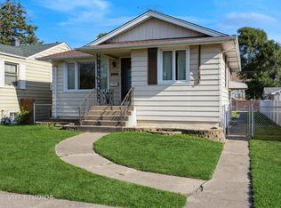 7120 43rd St, Berwyn, IL 60402