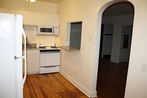 1316 Morten St #104 Photo 1
