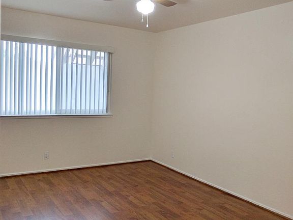 3rd image of 1764 Noranda Dr #2