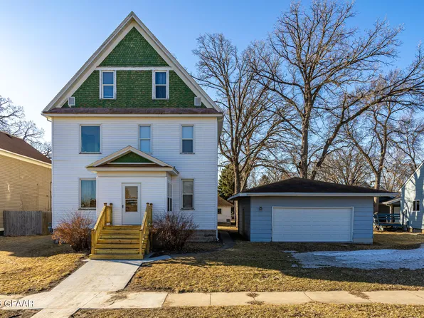 509 Pleasant Ave, Crookston, MN 56716