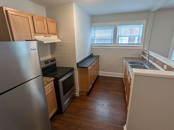 3rd image of 5311 Moeller Ave APT 2