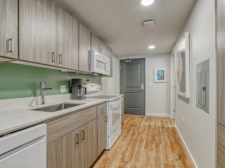 Wynne Watts Commons — Photo 11
