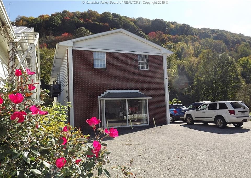 1st image of 4202 Malden Dr