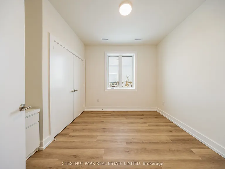 29 Hatherley Rd #D — Photo 26
