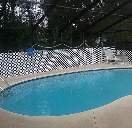 4th image of 1393 Chesterfield Dr