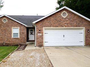 1078 Barbados Dr, Edwardsville, IL
