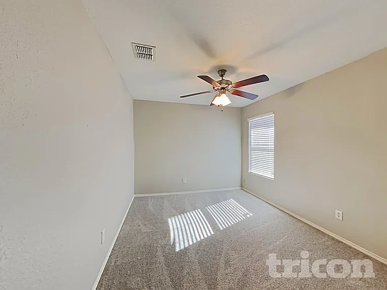1412 Royal Meadows Trl — Photo 12