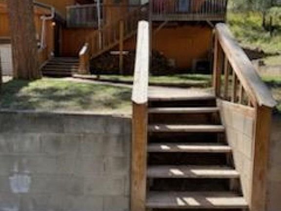 3rd image of 109 Bradley Dr