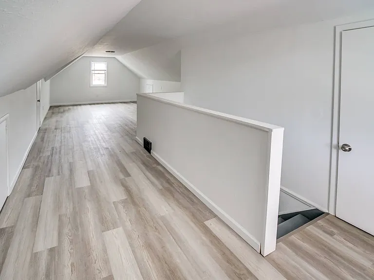 1343 Victory Dr — Photo 24