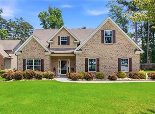 332 Shiloh Valley Dr, Lithia Springs, GA 30122