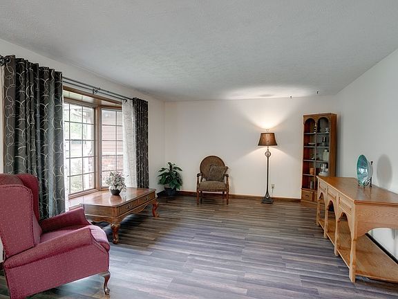 3rd image of 2639 Bret Ave
