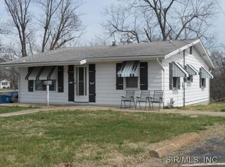 208 E Elm St, Alton, IL 62002
