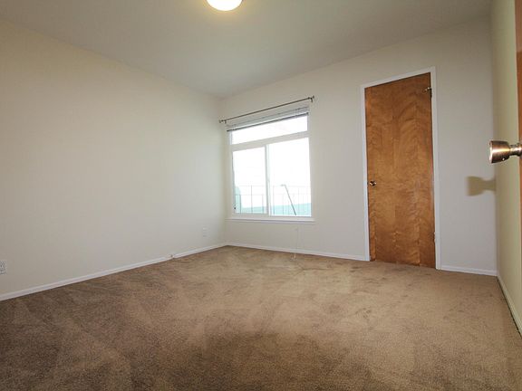 5th image of 1270 7th Ave APT 4