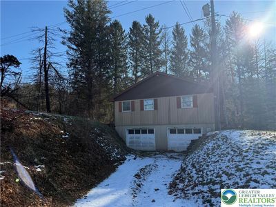 530 Old Main St, Walnutport, PA, 18088