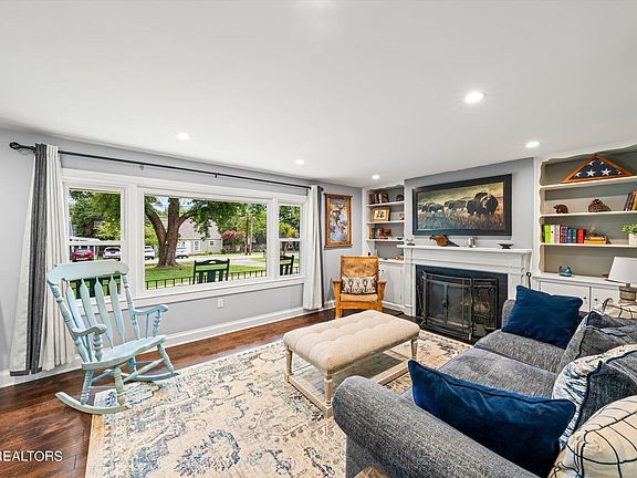 5th image of 2021 Woodrow Dr