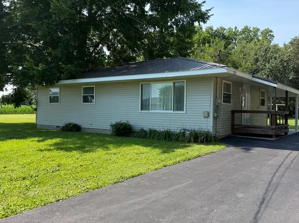 230 W Central St, Atwood, IL 61913