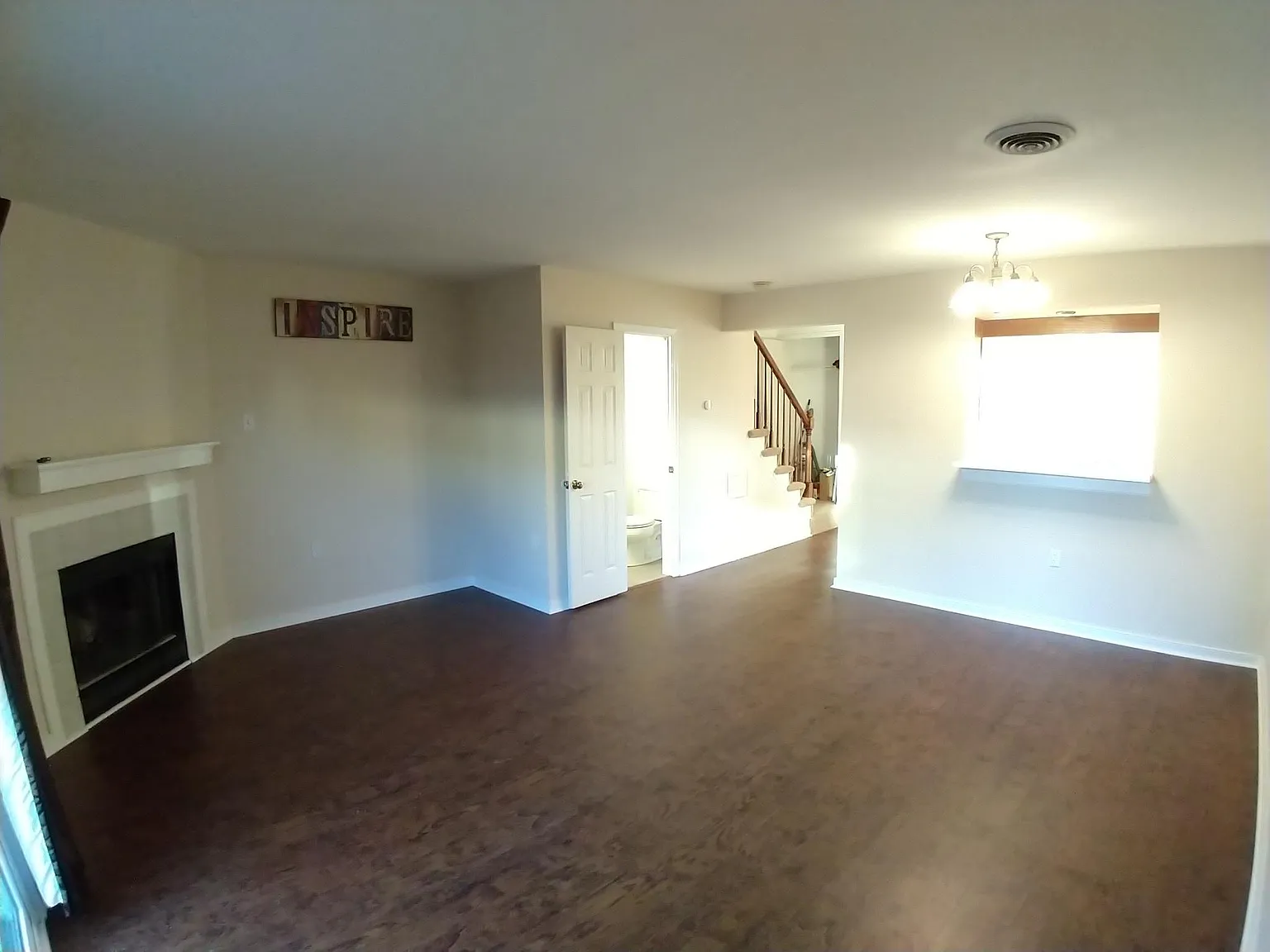 2 bed, 1.5 bath, 1150 sqft, $1,650 — Photo 1