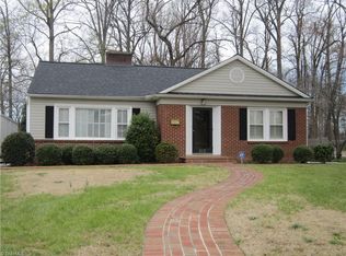 212 Raeford Ave, Lexington, NC 27292