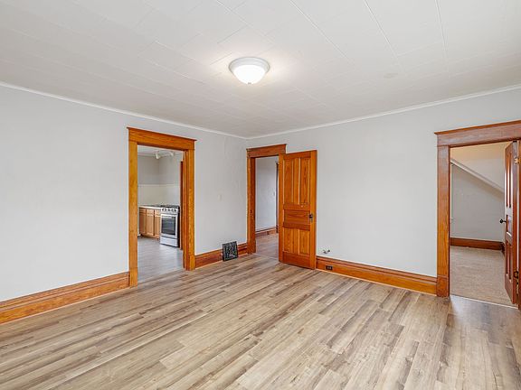 3rd image of 132 W 14th Ave #132A