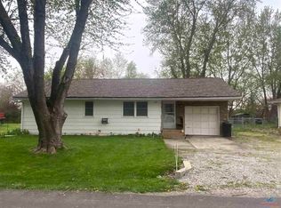 2804 Westlake Dr, Sedalia, MO 65301