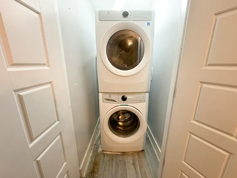 824 Independence St #B — Photo 12