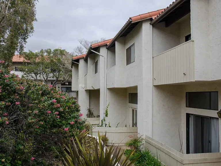 3978 La Jolla Village Dr — Photo 12