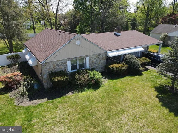 810 N Limekiln Pike, Ambler, PA 19002