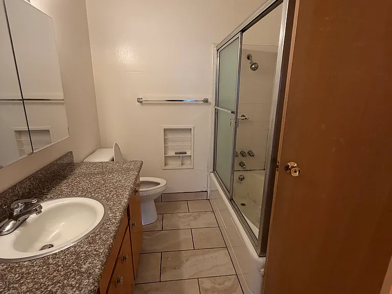 407 Cornell Ave #3 — Photo 8
