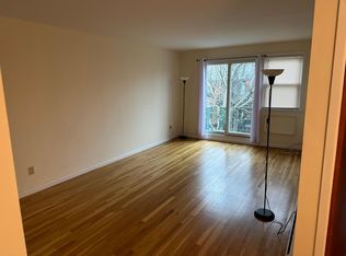 14434 38th Ave, Flushing, NY 11354