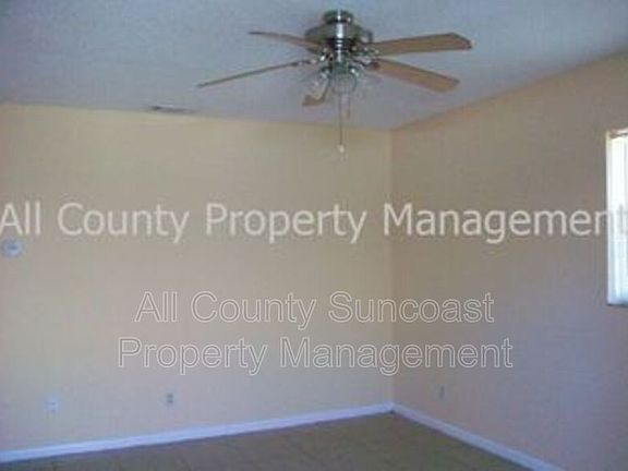 4th image of 8140 50th Ave N #A