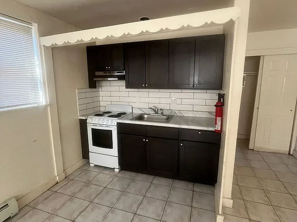 2nd image of 657 Nye Ave #1BAPT