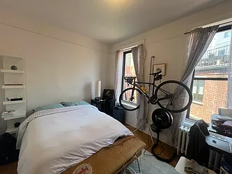 Rented by KNOCKKNOCK LLC