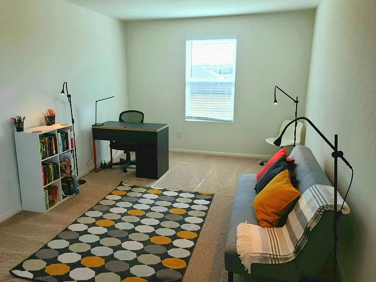 Flex room