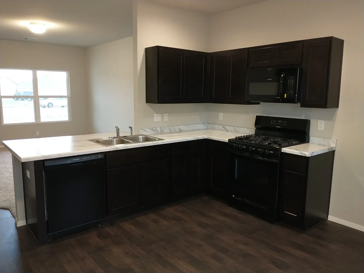 Building Photo - 23526 S Mae Dr