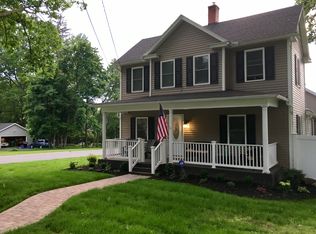 2059 Five Mile Line Rd, Penfield, NY 14526