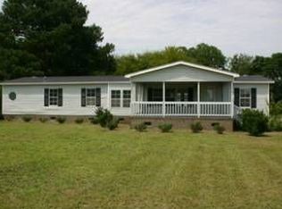 200 Heath Rd, Four Oaks, NC 27524