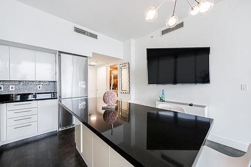 3rd image of 92 SW 3rd St APT 5108