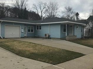 487 1st St, Manistee, MI 49660