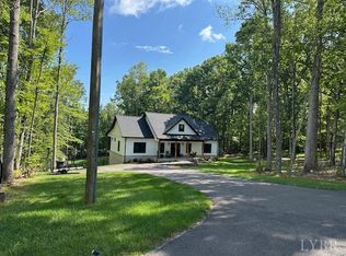 215 Kent Rd, Evington, VA 24550