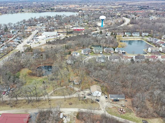 4th image of 18238 W Gages Lake Rd
