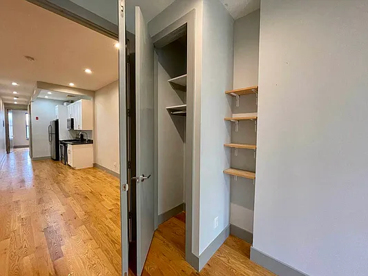 Rented by Doorway NYC, LLC | media 25