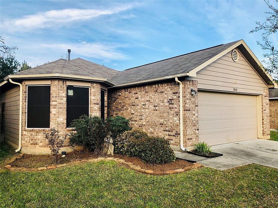 Great 4 bedroom 2 bath home.