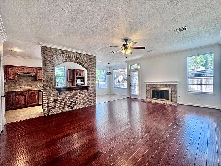 2123 Hollow Reef Cir — Photo 10