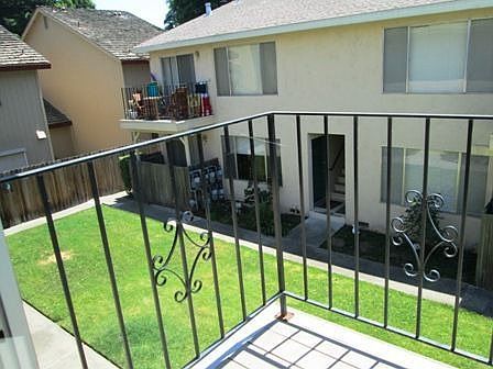 5th image of 17 Quay Ct APT 9