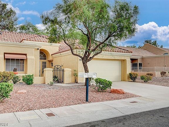 3rd image of 2540 Highvale Dr #2540